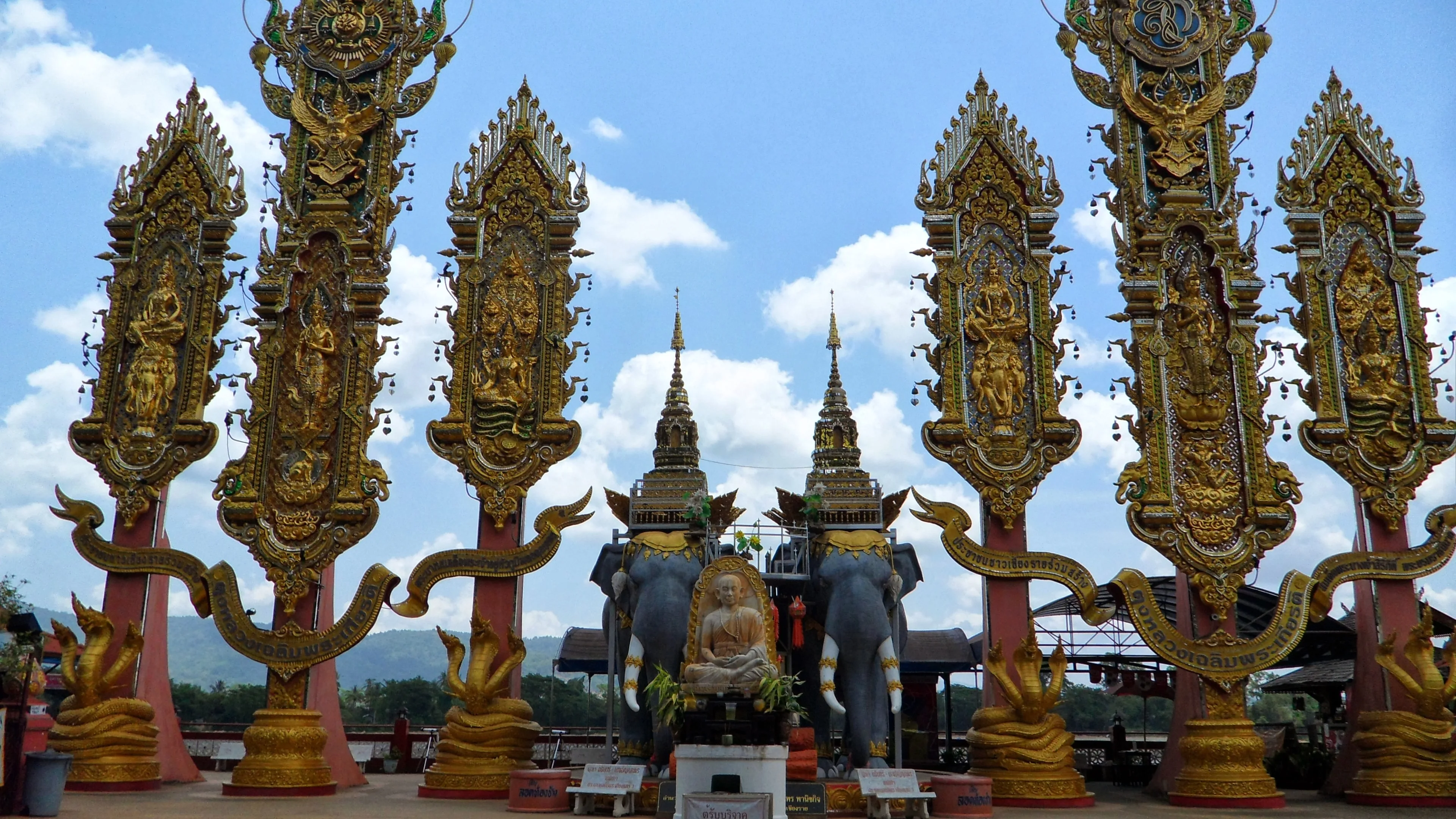 แพ็กเกจทัวร์เชียงรายสบายใจ 2 วัน 1 คืน