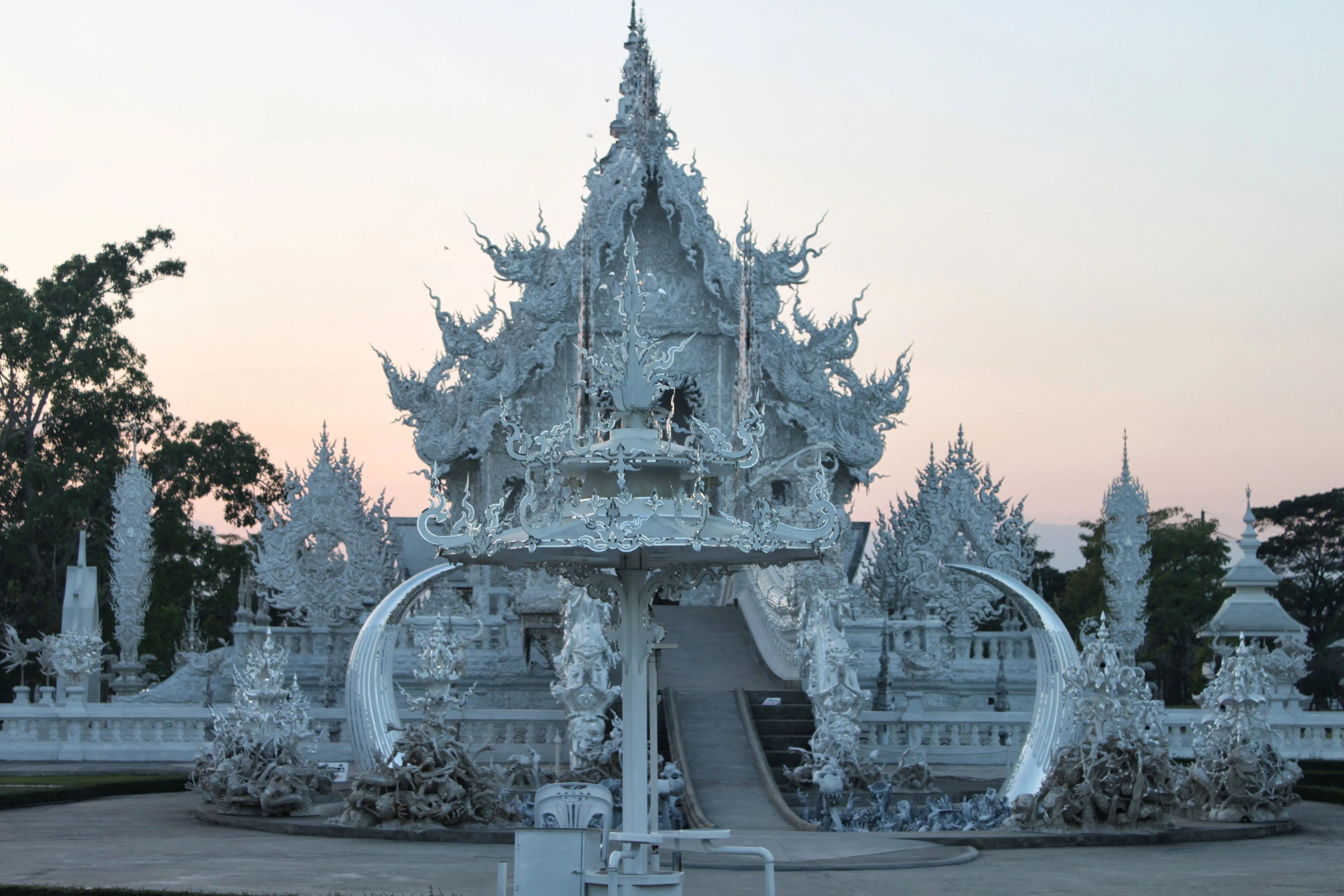 วัดร่องขุ่น เชียงราย มหาพุทธศิลป์ระดับโลก