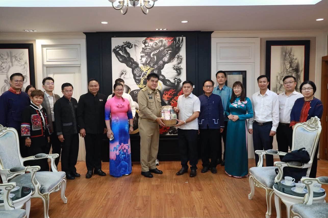 การประชุมศึกษาความเป็นไปได้เส้นทางท่องเที่ยว ไทย ลาว เวียดนาม
