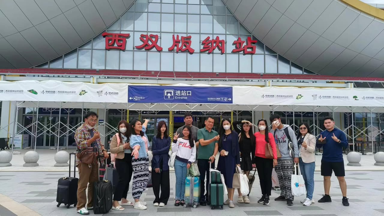 [รีวิวทริป] คณะลูกทัวร์ท่องเที่ยว หนองคาย-เวียงจันทน์-สิบสองปันนา รถไฟความเร็วสูง EMU