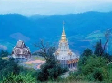 พระธาตุเจดีย์ศรีนครินทราสถิตมหาสันติคีรี ดอยแม่สลอง